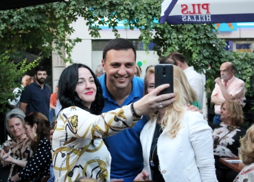 image_9