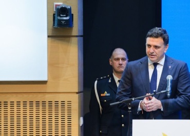 18d