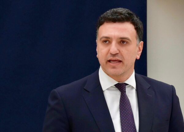 627c69d3-2b89-4702-ac03-06ed2f743522