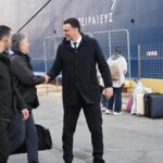 Β. Κικίλιας από λιμάνι Πειραιά: «Πάνω απ’ όλα η ασφάλεια» – Έκκληση για προσοχή στην πασχαλινή έξοδο